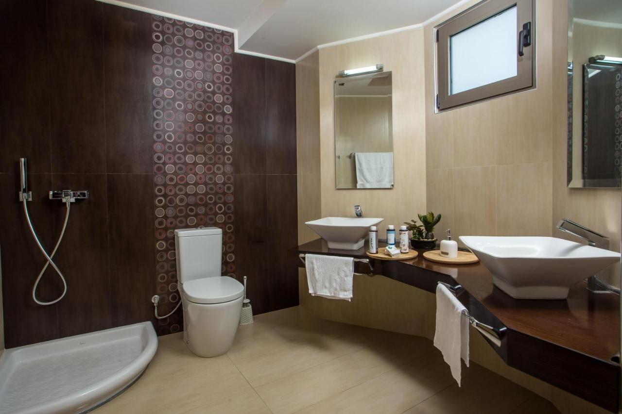 Des & Coo Luxury Villa With Private Pool ฟาลิรากี ภายนอก รูปภาพ